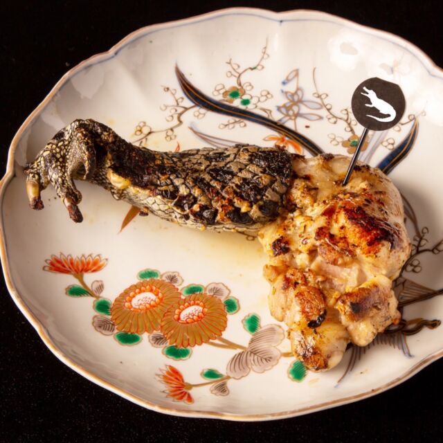 上野で開催中の「ワニ」展を楽しんだ後は、
渋谷PARCOの地下へGO！🐊
キッズもワクワクのワニ料理をご用意しています🦖🙌

米とサーカスのワニは、クセがなくとっても食べやすい！ 
一番人気はサクサクの「ワニの天ぷら」。
見た目の迫力満点な「ワニ手羽の丸揚げ」は
家族でのシェアにぴったりです📸

高タンパク・低カロリー、若さと健康に嬉しい
栄養がたっぷりのワニ肉。
冬休みの思い出に「美味しいワニ体験」をしてみませんか？

Visiting the "Crocodile" Exhibition in Ueno? 🐊 
Then head to Shibuya PARCO (B1F) for a real crocodile feast! 🦖🙌
Our crocodile meat is mild and delicious—perfect for kids!
🍴Crocodile Tempura: Super crispy and our favorite.
🍴Deep-fried Crocodile Leg: High impact and great for sharing! 📸
High-protein, low-calorie, and healthy. 
Make your winter vacation unforgettable with a "Tasty Crocodile Experience" at Kome to Circus! ✨

━━━━━━━━━━━━━━━⠀
@kometocircusparco
📍東京都渋谷区宇田川町15-1 渋谷パルコB1⠀
🚃渋谷駅徒歩5分⠀
━━━━━━━━━━━━━━━⠀
📍B1, Shibuya Parco, 15-1 Udagawacho, Shibuya-ku, Tokyo
🚃 5 minutes walk from Shibuya station⠀
⏰⠀All days except Tuesday:⠀
12:00 - 16:00 ／17:00 - 22:30 ⠀
Tuesday:⠀17:00 - 22:30 ⠀
.................................
#米とサーカス
#ワニ展 #渋谷PARCO 
#shibuya #ワニ料理