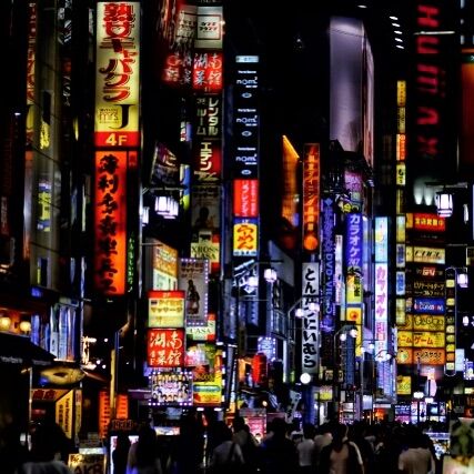 🌸春休みは新宿へ！歌舞伎町へ！寺子屋へ！！🌸
毎日24時間、元気に営業してます🔥
新宿観光の合間に、〆に、起き抜けに、
１杯いかがでしょうか？

🏮新宿歌舞伎町 思い出の抜け道【寺子屋】
@terakoya_shinjuku
———————————————————
予約は平日12:00-24:00まで上限4名様
新宿区歌舞伎町1-3−10 新宿センター街 1F
OPEN 24 hours
Reservations：
Weekdays 12:00–24:00 / Max 4 people
———————————————————
🏮Shinjuku Kabukicho, OMOIDE NO NUKEMICHI【TERAKOYA】

🌸SpringHoliday in Shinjuku! To Kabukicho! To Terakoya! 🌸
We are open 24 hours a day, everyday 🔥.
In between sightseeing in Shinjuku, at the end of the day, or just after waking up,
How about a drink?

#寺子屋
#思い出の抜け道
#歌舞伎町グルメ
#ShinjukuBar
#新宿観光